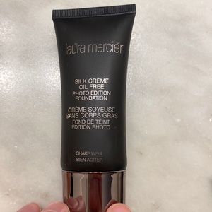 Laura Mercier Foundation